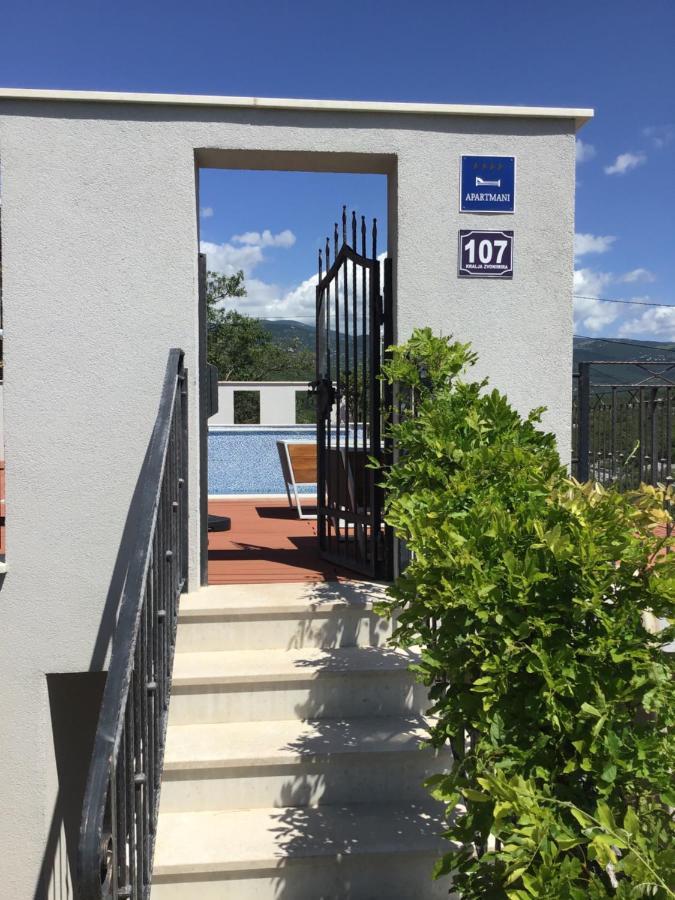 Apartments Villa Manda نوفي فينودولسكي المظهر الخارجي الصورة