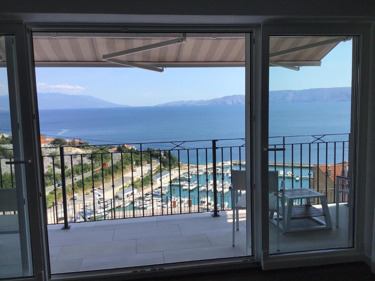 Apartments Villa Manda نوفي فينودولسكي المظهر الخارجي الصورة